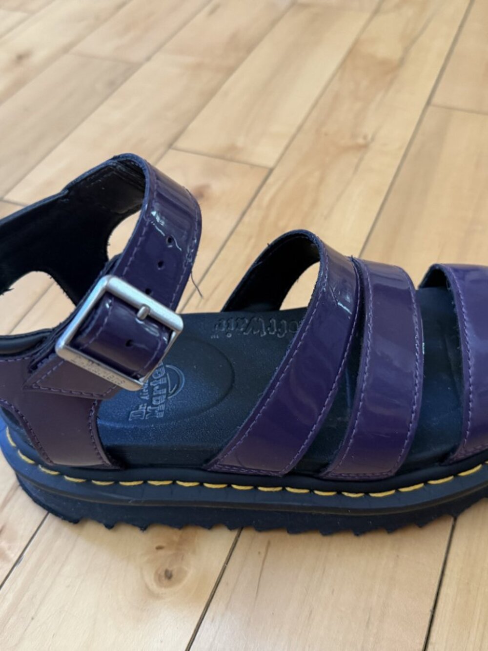 Dr. Martens Women's Blaire Patent Purple Sandals - Size 6 - Picture 5 of 7